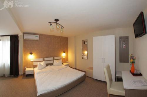 Târgu-Mureş Pension Cleopatra מראה חיצוני תמונה