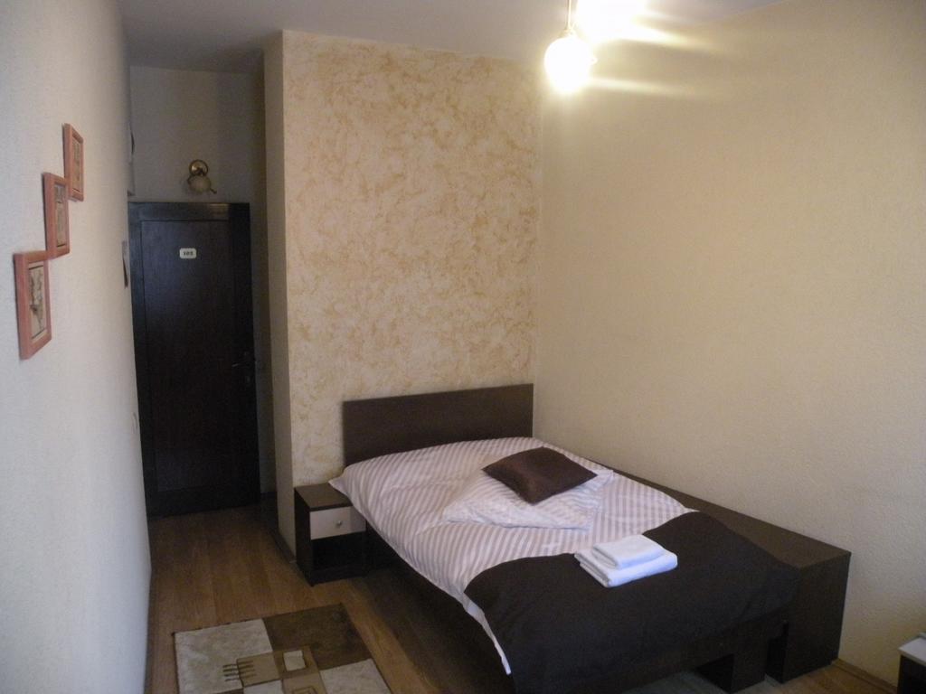 Târgu-Mureş Pension Cleopatra חדר תמונה