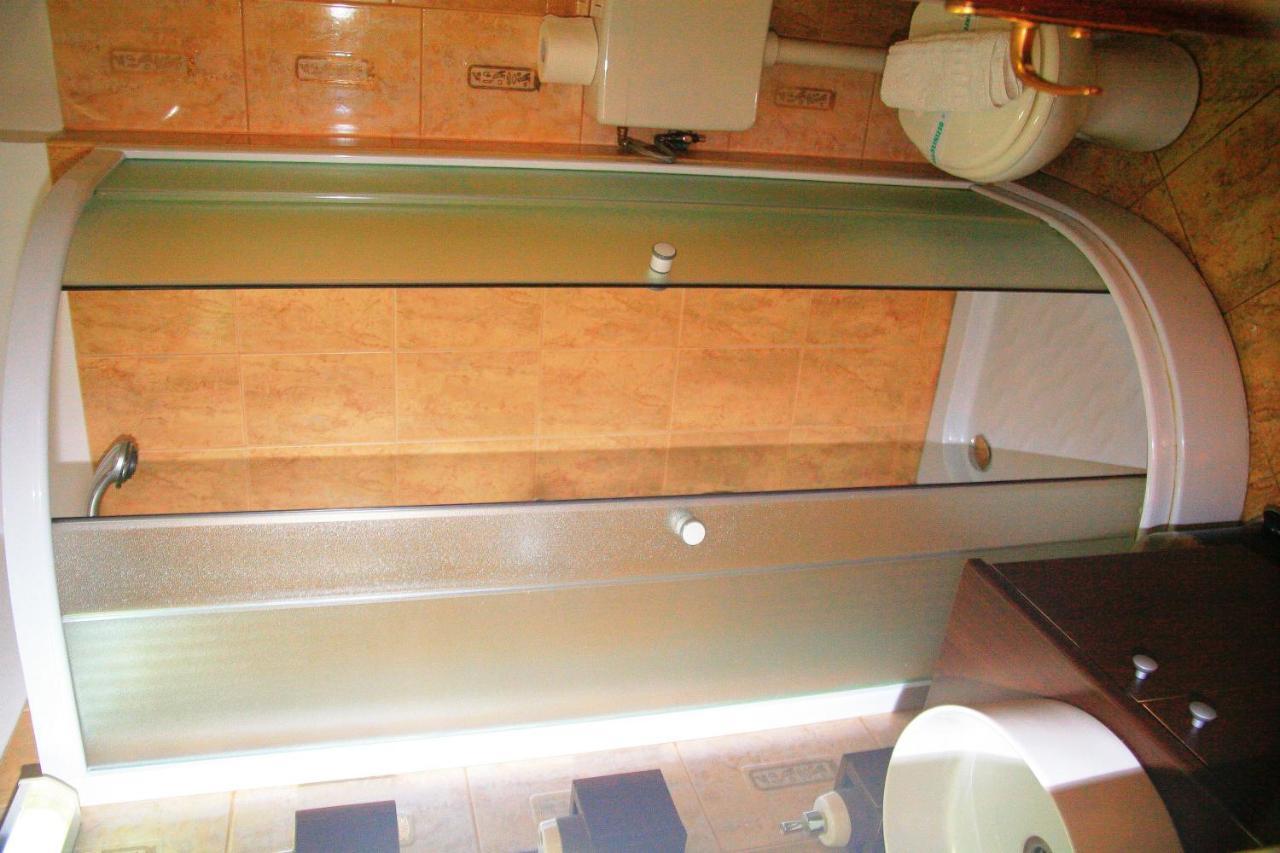 Târgu-Mureş Pension Cleopatra מראה חיצוני תמונה